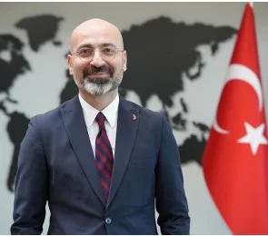 Türkiye Maarif Vakfı Başkanı Mahmut M. Özdil